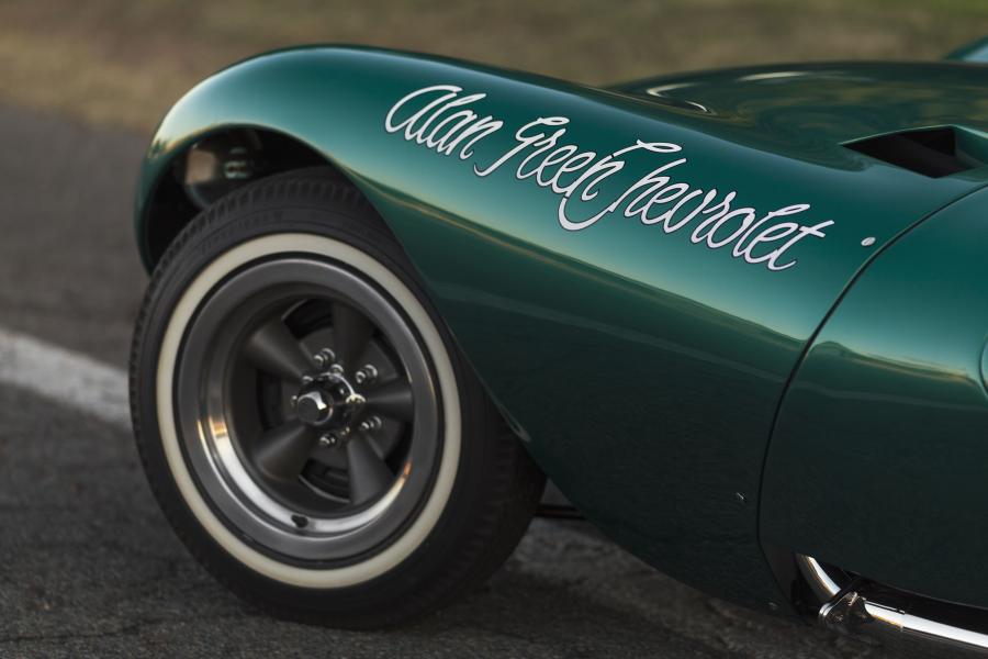 Детали экстерьера Cheetah Coupe 1963 года  (фото 23 из 35)